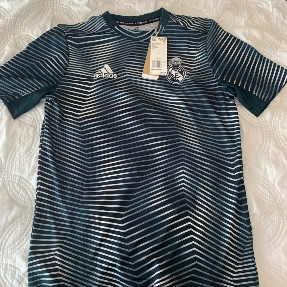 Adidas sport top